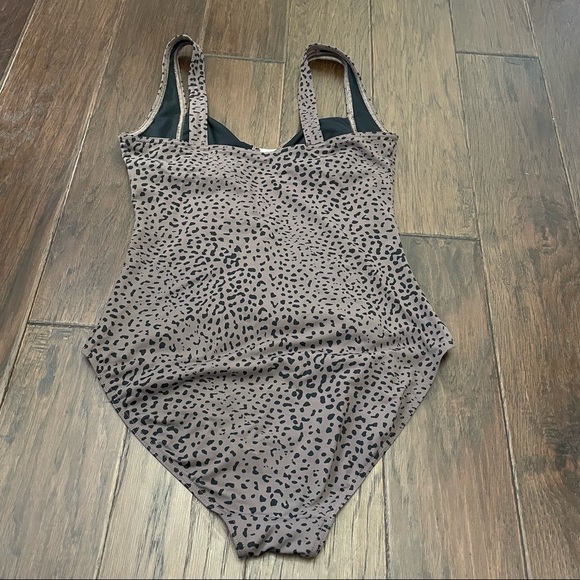 Calvin Klein leopard print One Piece swimsuit brown black spots size 8 - Picture 3 of 6